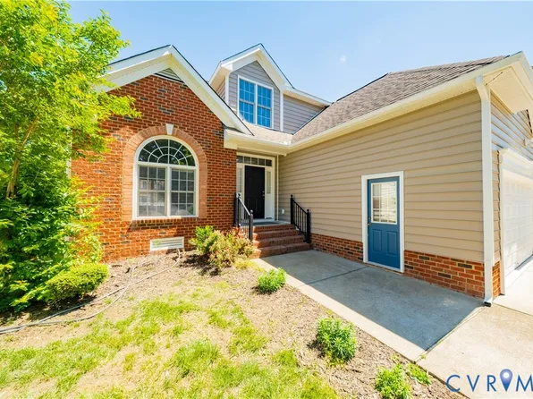 9721 Pemberton Crossing Dr, Henrico, VA 23294