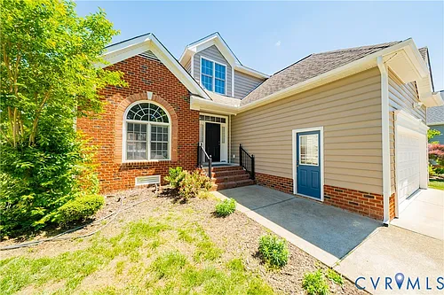 9721 Pemberton Crossing Dr Photo 1