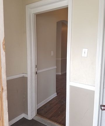 2nd image of 6601 S Saint Lawrence Ave #1