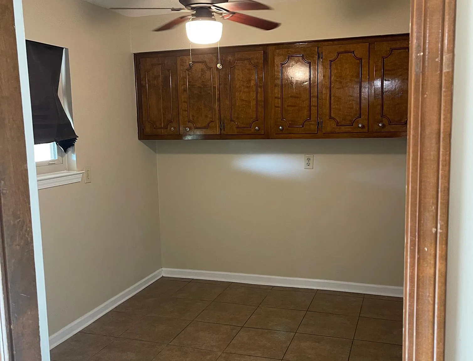 868 Carolee Cir — Photo 3
