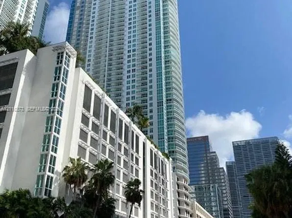 950 Brickell Bay Dr, Miami, FL