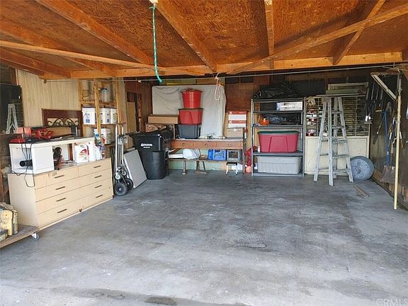 4th image of 7517 Purdy Ave