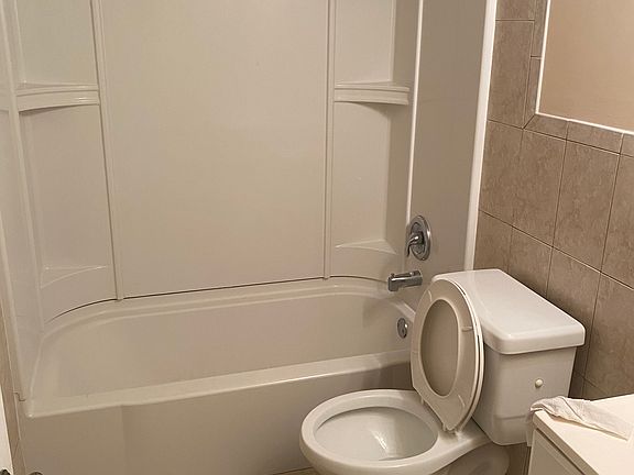 5th image of 8620 N Sherman Cir #7405
