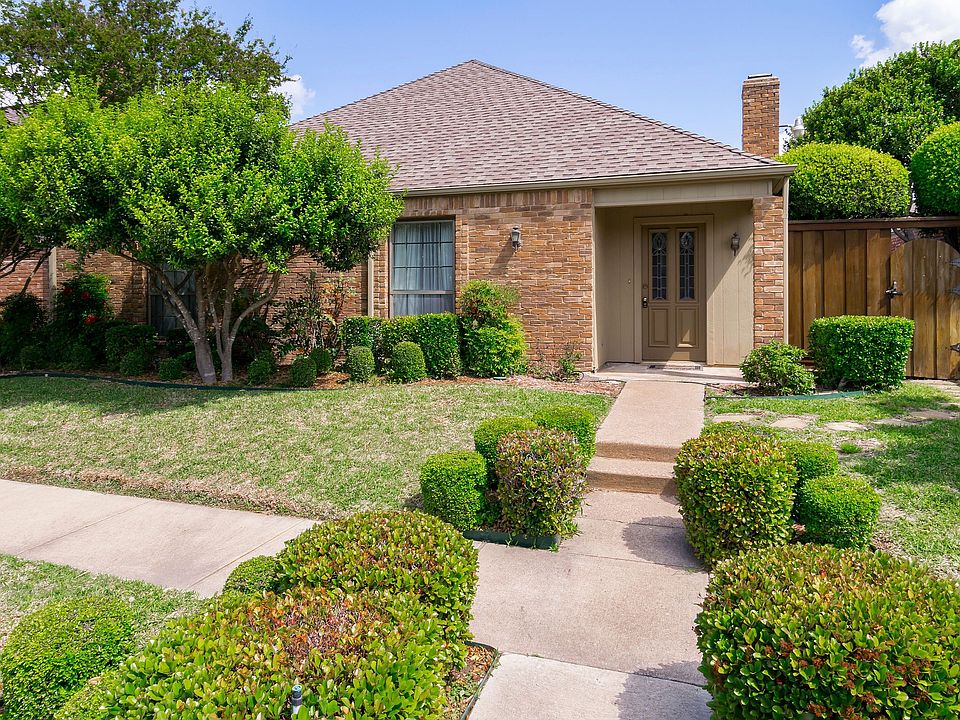 1st image of 429 Winding Brook Ln
