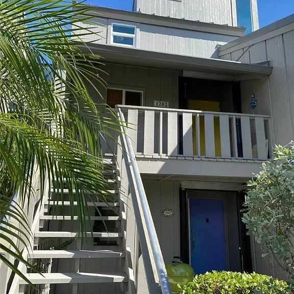 1202 Spyglass Ln #12021202A — Photo 1