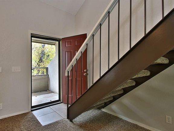 5th image of 11140 Stratford Dr Unit 625