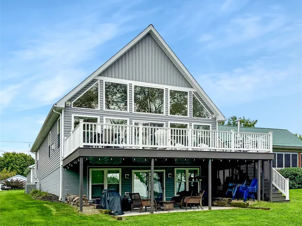 7035 North Dr, Jamestown, PA 16134