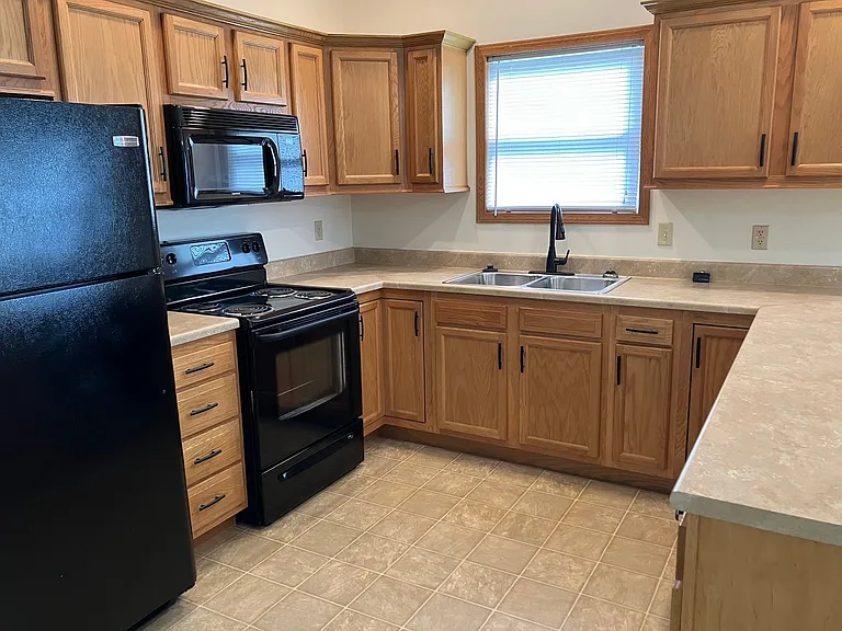 1023 Laurel Tree Ct #D — Photo 6