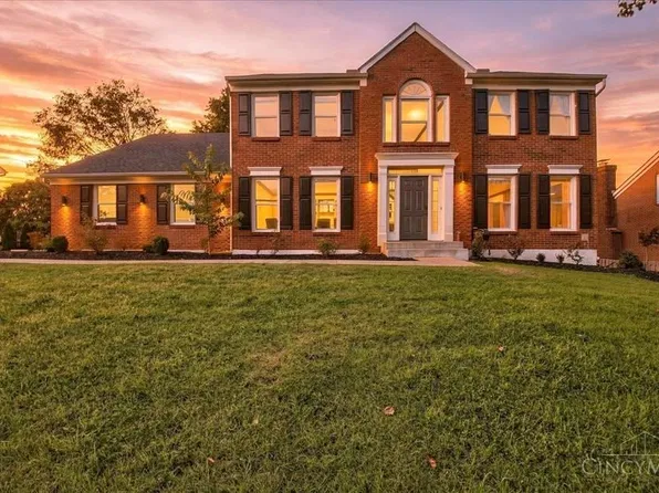 8237 Eagleridge Dr, West Chester, OH 45069