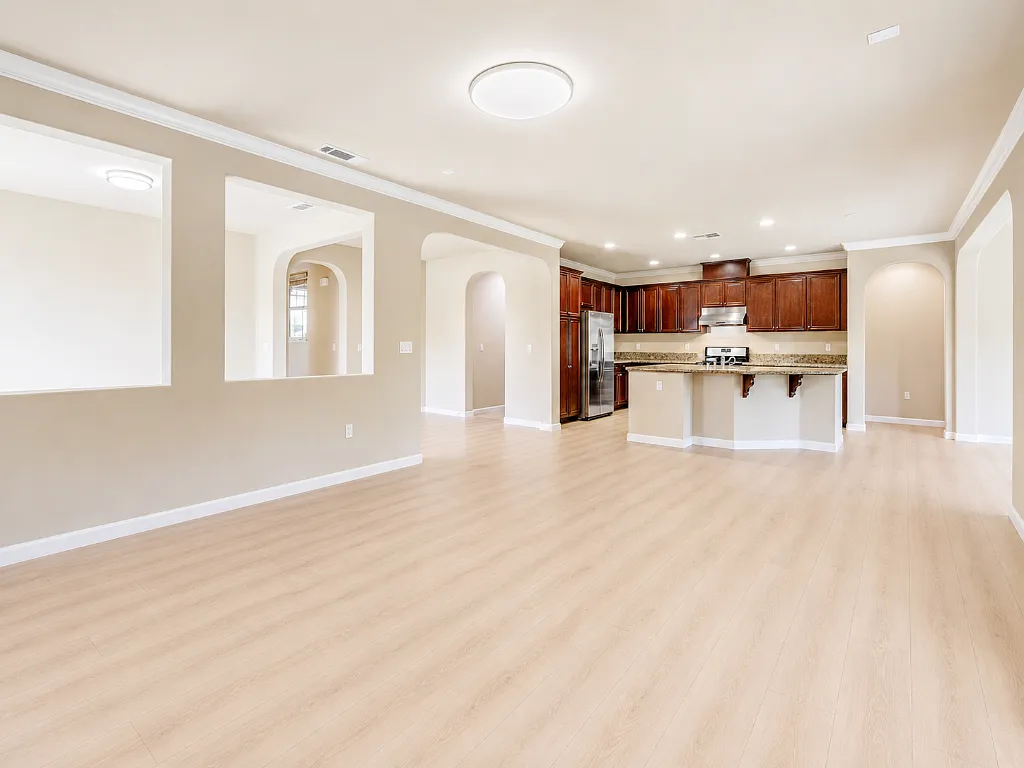 4 bed, 3.0 bath, 2237 sqft, $3,650 — Photo 3