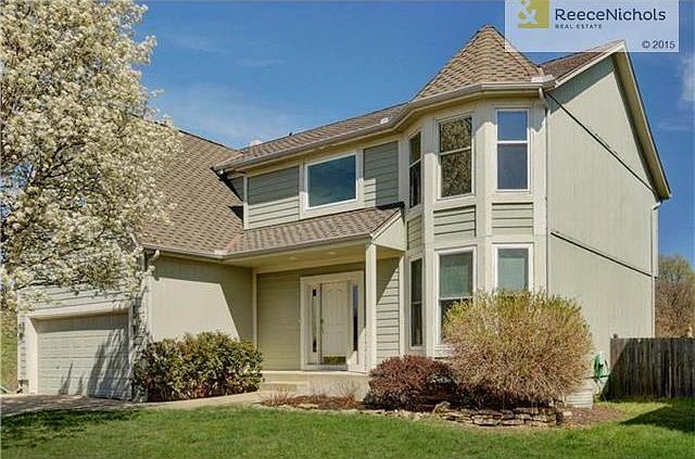 Beautiful 2-story