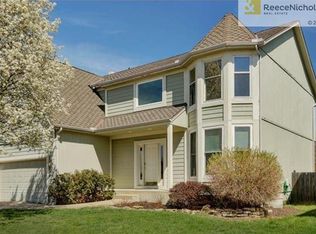 14713 Glenwood Ave, Overland Park, KS 66223