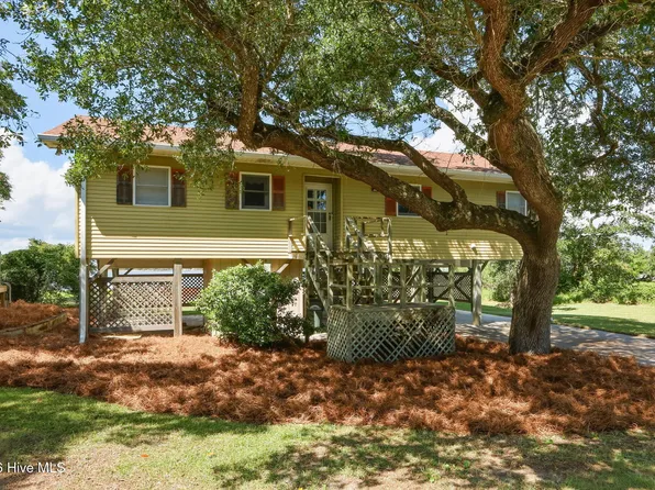 5104 Bogue Sound Drive, Emerald Isle, NC 28594