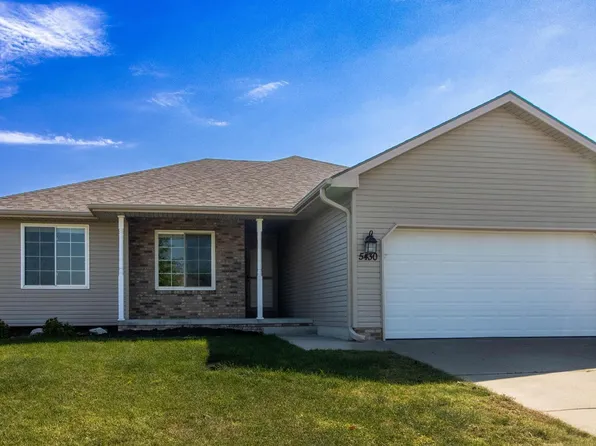 5430 Rockford Dr, Lincoln, NE 68521