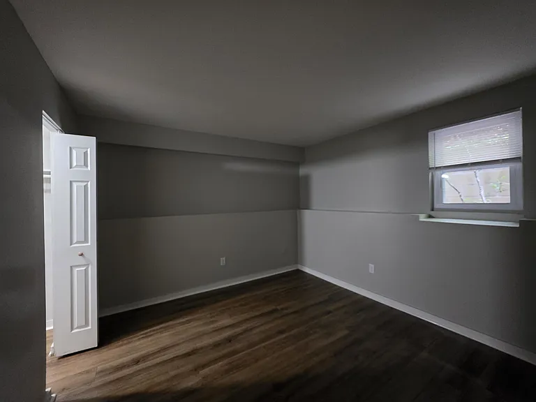 140 Sheffield Ave #2 — Photo 5
