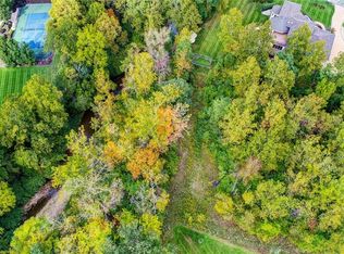 855 Southwick Cir, Dayton, OH
