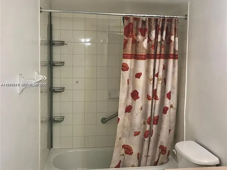 3201 W Flagler St #102 — Photo 12