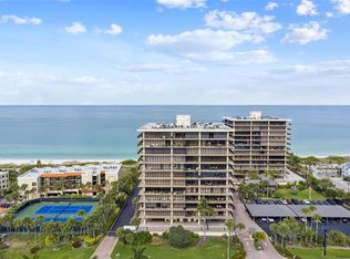 7600 Bayshore Dr APT 308, Treasure Island, FL 33706