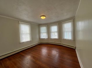 109 Holl St, Manchester, CT 06040