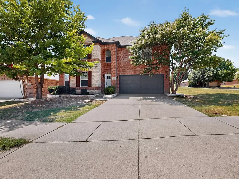 13291 Guerin Dr — Photo 3