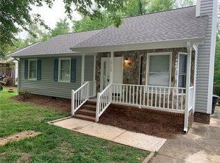 2720 Bears Creek Rd, Greensboro, NC 27406