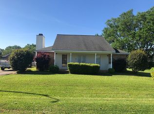 106 Twin Lakes Dr, Youngsville, LA 70592