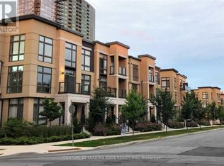 11 Eldora Ave #15, Toronto, ON M2M 0B5