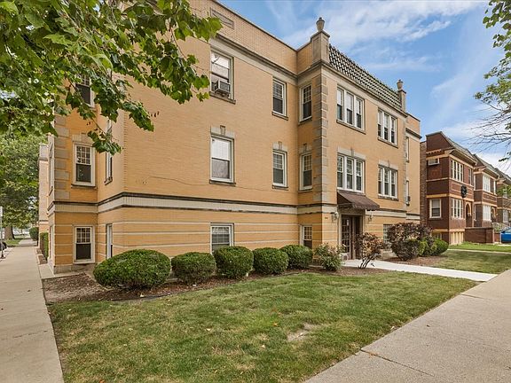 3rd image of 6705 21st St Unit 205