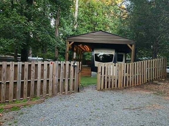 2nd image of 68 10th St
