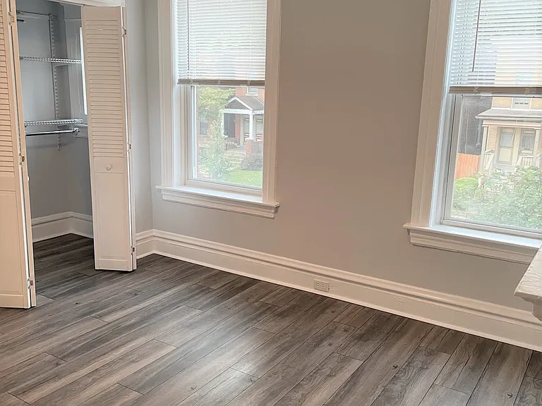 4273-4275 Russell Blvd #4275A — Photo 5