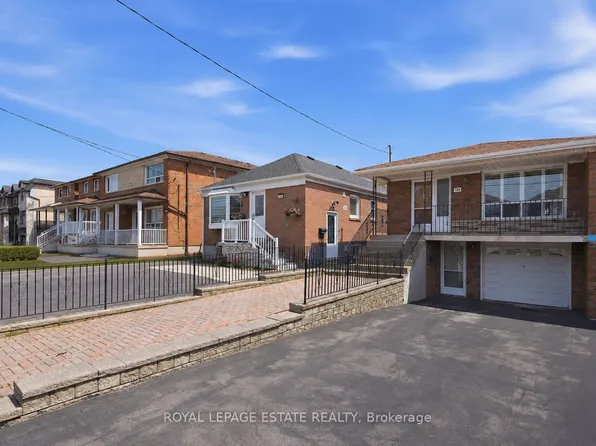 73A N Bonnington Ave, Toronto, ON M1K 1X5