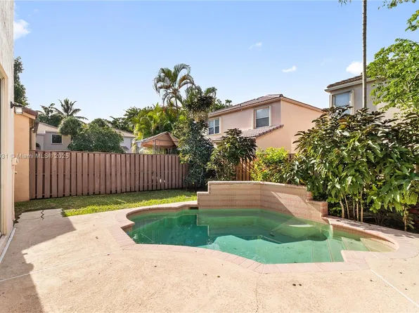 10781 NW 12th Dr, Plantation, FL 33322