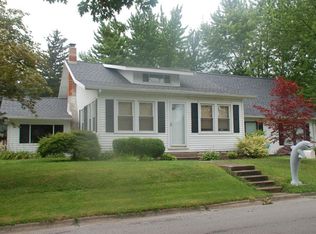 121 Silvern St, Huron, OH