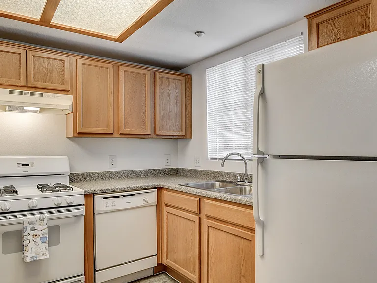 Aspen Peak Condominiums — Photo 84