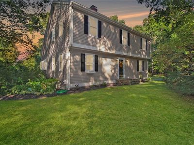 60 Tower Hill Rd, Tiverton, RI, 02878