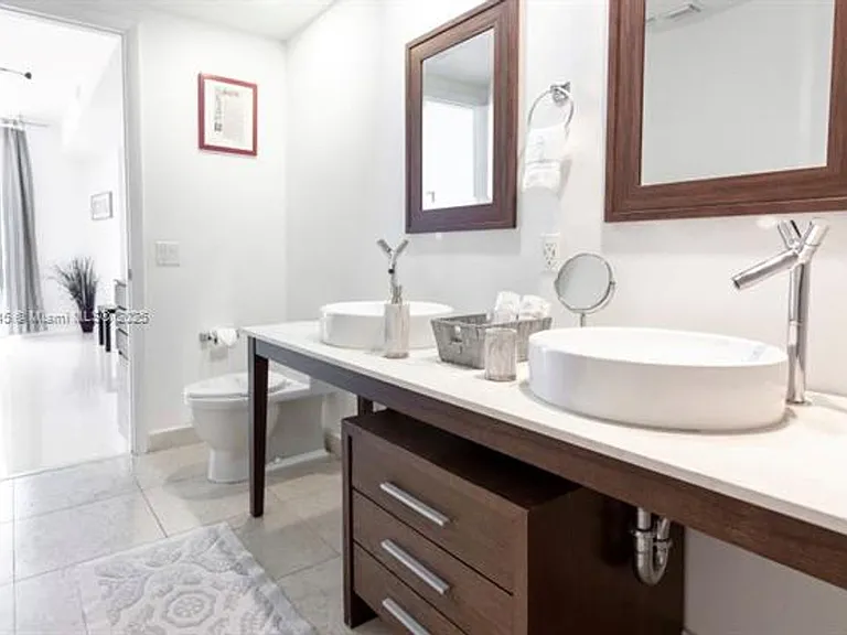 485 Brickell Ave #2606 — Photo 7
