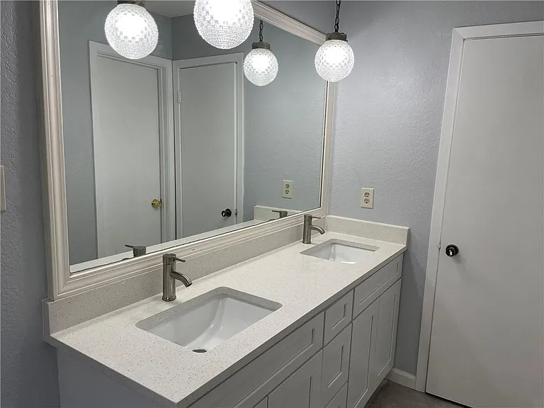 8303 Gallatin Dr — Photo 8
