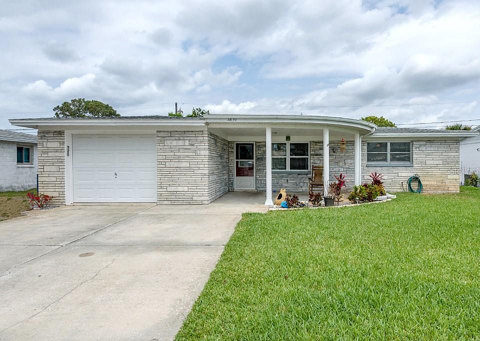 1st image of 3839 Cedarwood Dr