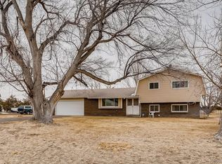 54893 E Wolf Creek Dr, Strasburg, CO 80136