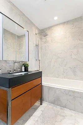 Rented by Evans Real Estate | media 28