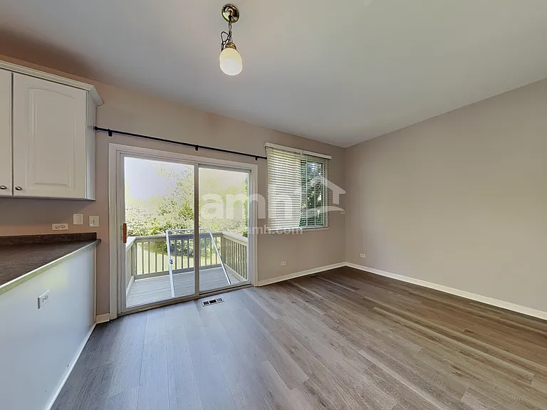 312 Evergreen Cir — Photo 6
