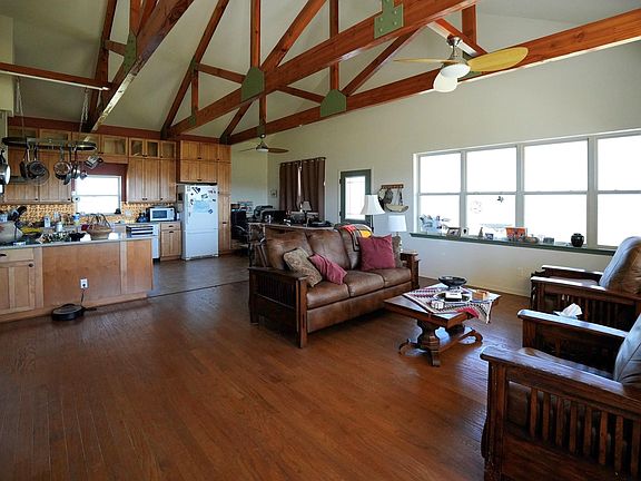 4th image of 6455 Gebert Rd