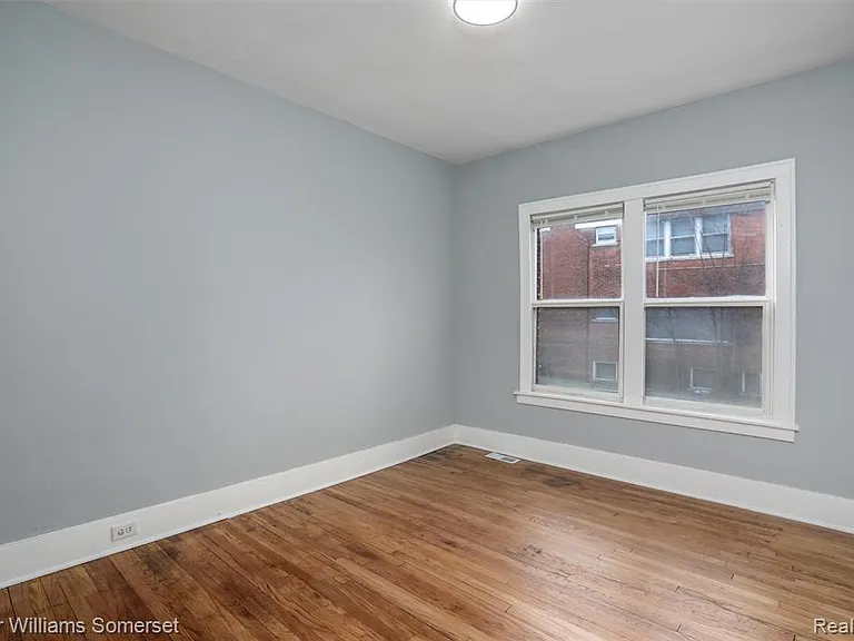 3322 Webb St — Photo 13