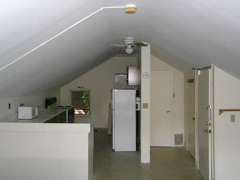 514 E Buffalo St #3 — Photo 3