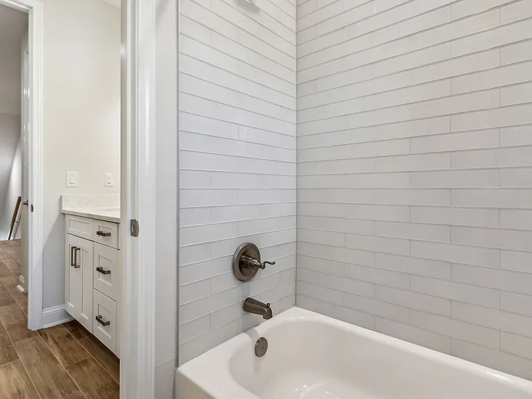 247 Beech St — Photo 37