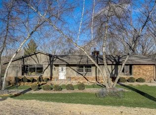 7494 Devonshire Dr, Cedarburg, WI 53012