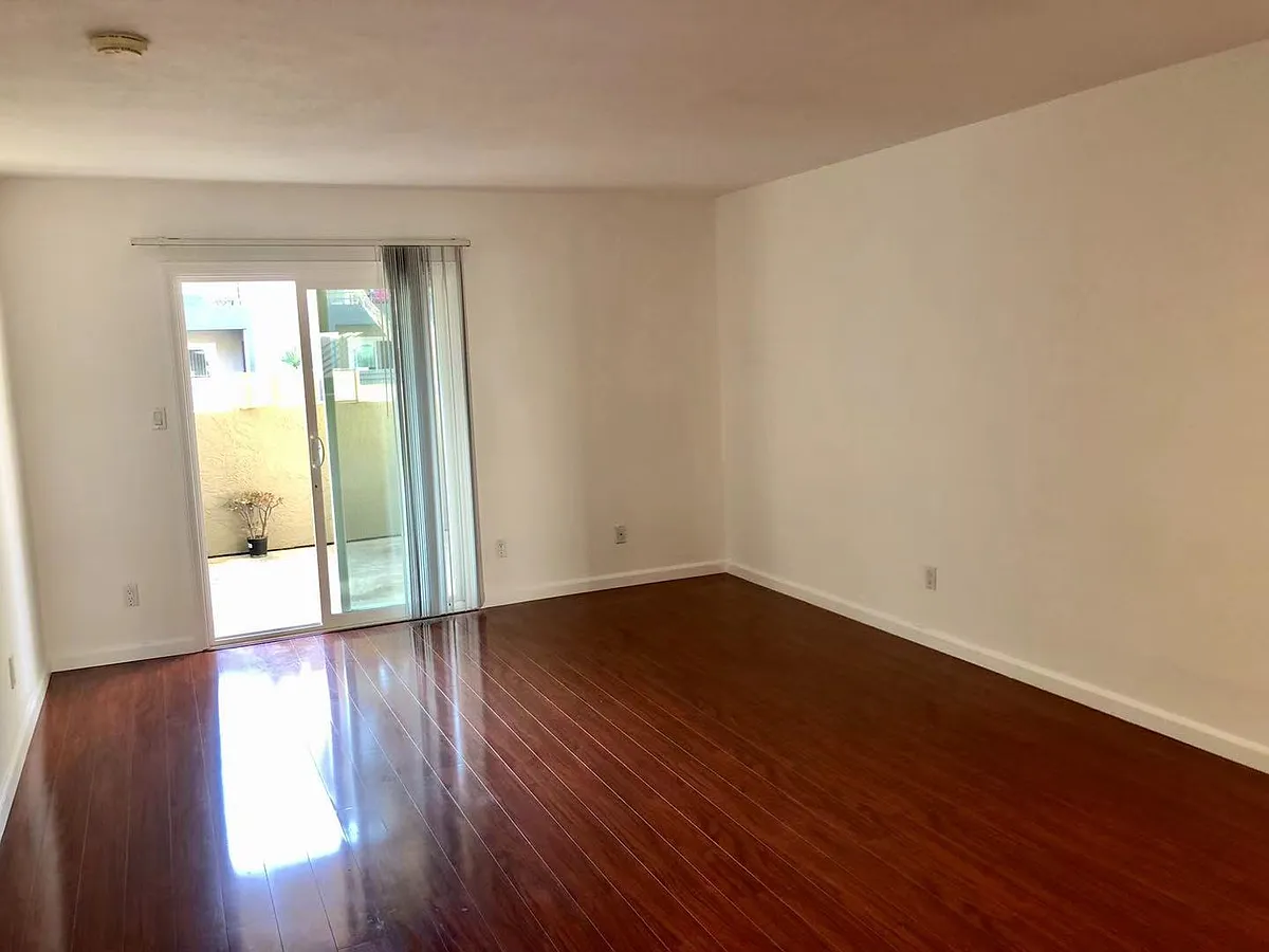 Building Photo - 7405 Charmant Dr #2021