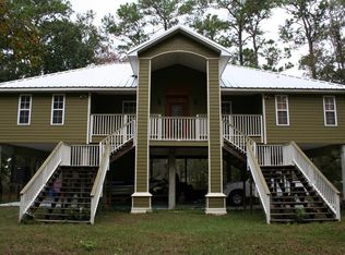 2667 Bluff Rd, Apalachicola, FL 32320