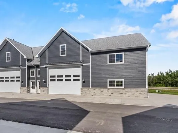864 S 18th Ave #14, Sturgeon Bay, WI 54235