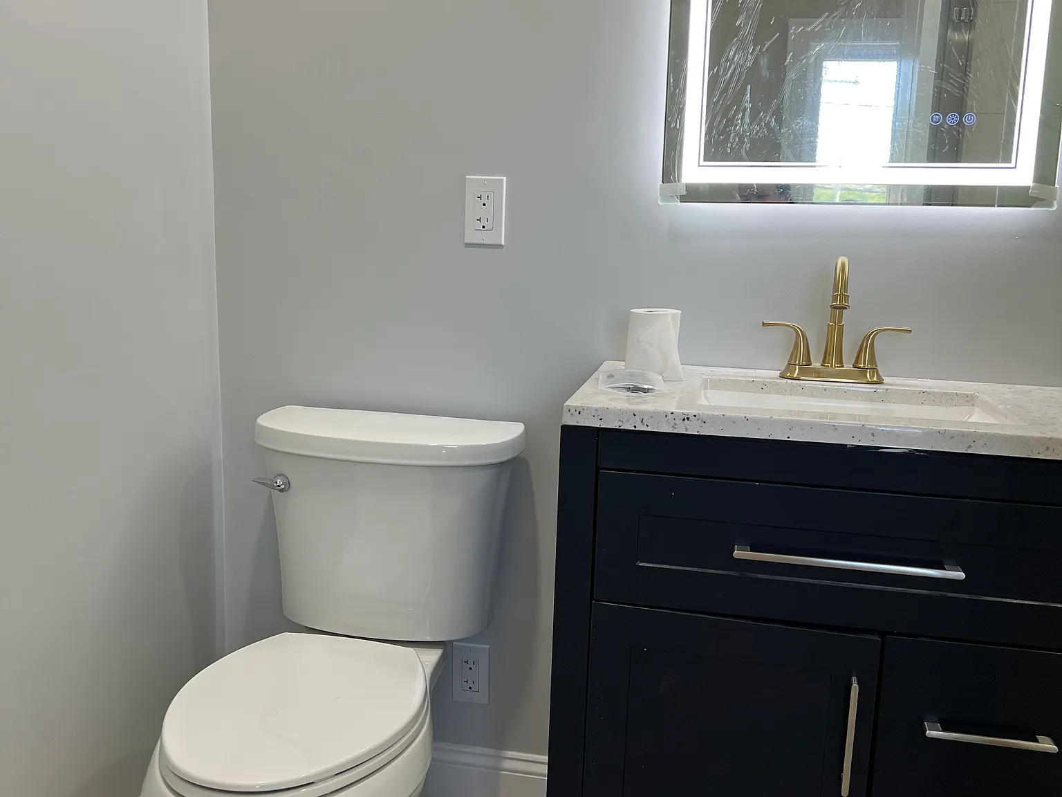 2 bed, 1400 sqft, $2,500 — Photo 2